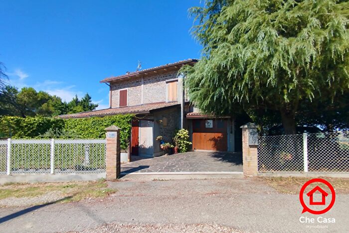 Casa trilocale in vendita in Strada Falconara, Mercato Saraceno