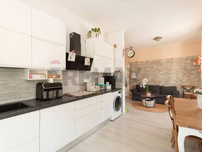 Appartamento con 5 locali in vendita in Serra Ricco'