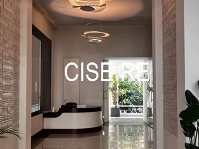 Appartamento bilocale in affitto in Viale Montenero, Milano