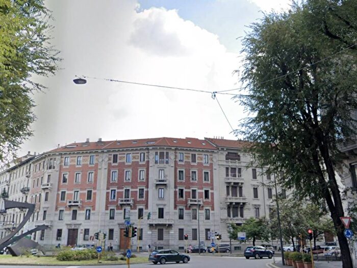 Appartamento trilocale in affitto in Piazza della Conciliazione, Vincenzo Monti, Milano