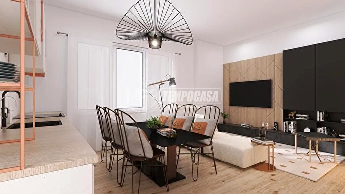 Appartamento con 7 locali in vendita in Viale Dante, Riccione