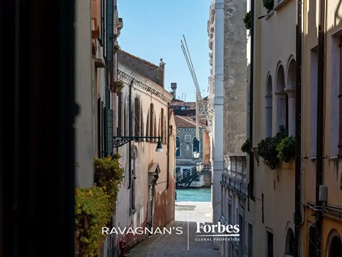 Appartamento quadrilocale in vendita in Venezia