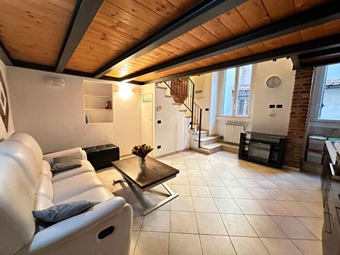 Appartamento bilocale in affitto in Via Eugenio Villoresi, Navigli Darsena, Milano