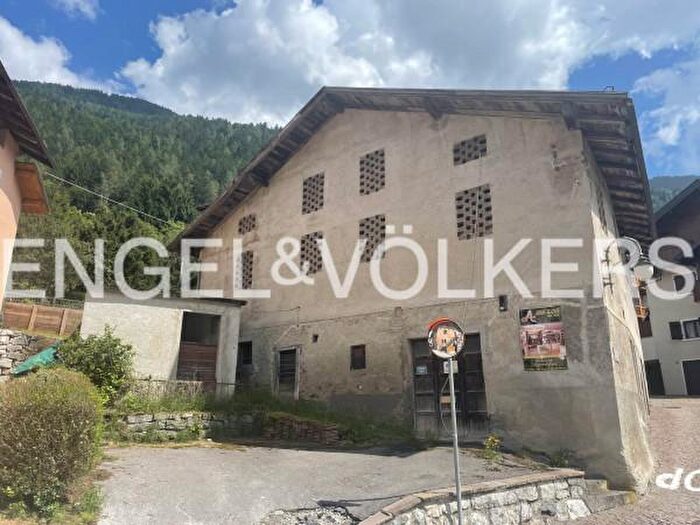 Casa trilocale in vendita in Via Nuova, Bocenago