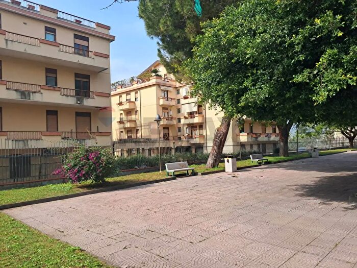 Appartamento con 5 locali in vendita in Gioacchino Rossini, Taormina