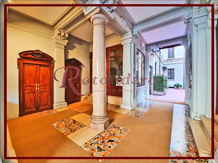 Appartamento bilocale in affitto in Via Zenale, Milano