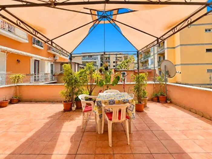 Appartamento trilocale in vendita in Salita Arenella b, Napoli