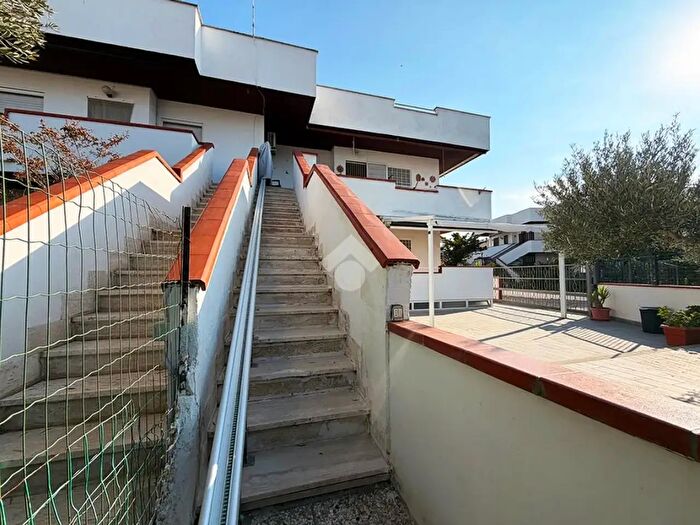 Appartamento trilocale in vendita in Via di Capraia, Montalto Di Castro