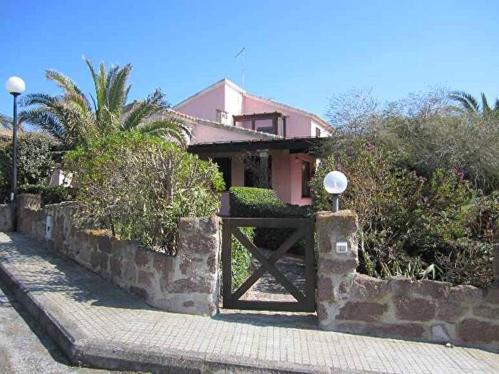 Casa trilocale in affitto in Centro, Calasetta