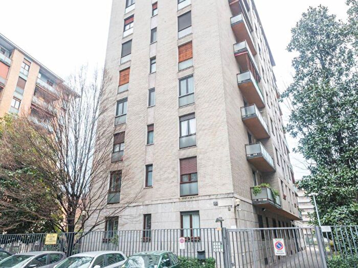 Appartamento bilocale in affitto in Via Martinetti, Piazzale Siena, Milano