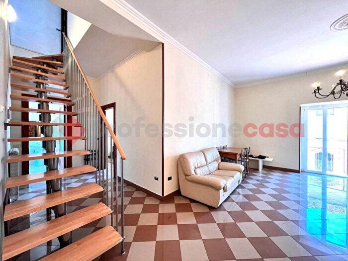 Appartamento con 6 locali in affitto in Via Roma, Collefontana Fontana Liri Inferiore, Fontana Liri