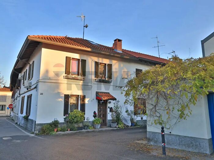 Appartamento trilocale in vendita in Via Gorizia, Monza