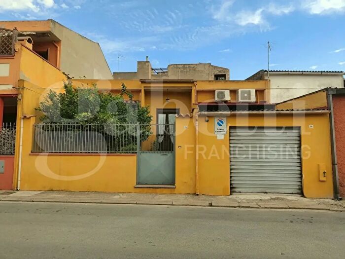 Casa quadrilocale in vendita in Assemini