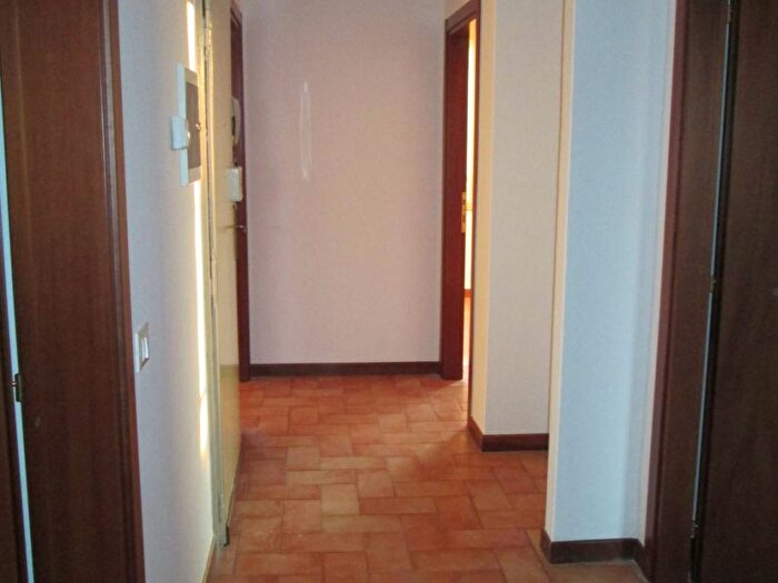 Appartamento con 5 locali in affitto in Via delle Pietre e dei Pasqualotti, Lammari Lunata, Capannori