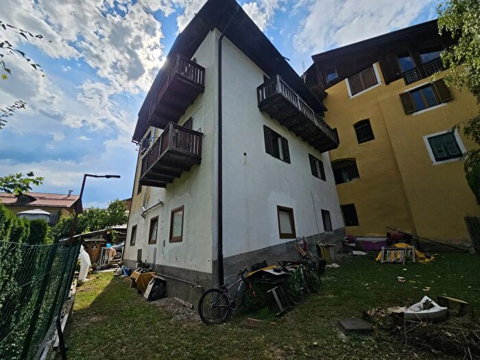 Appartamento quadrilocale in vendita in Via della Ruda, Dimaro Folgarida