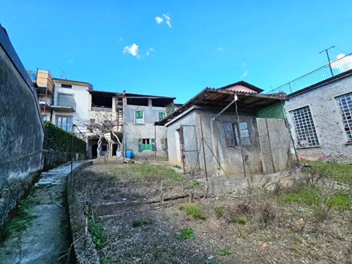 Casa bilocale in vendita in Via Bonfanti, Colzate