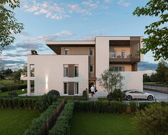 Appartamento quadrilocale in vendita in Via I Nievo, Noale