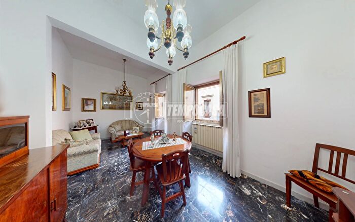 Casa con 6 locali in vendita in Via Armando Diaz, Scorrano