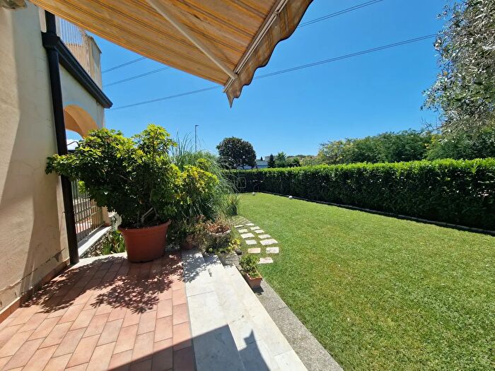 Appartamento quadrilocale in vendita in Sarzana