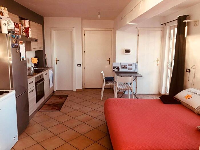Casa monolocale in affitto in Viale della Stazione, Latina Scalo, Latina