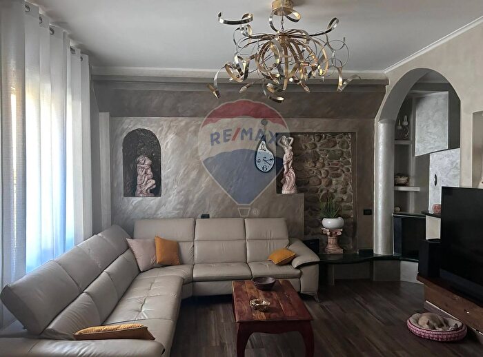 Appartamento quadrilocale in vendita in Mornico Al Serio