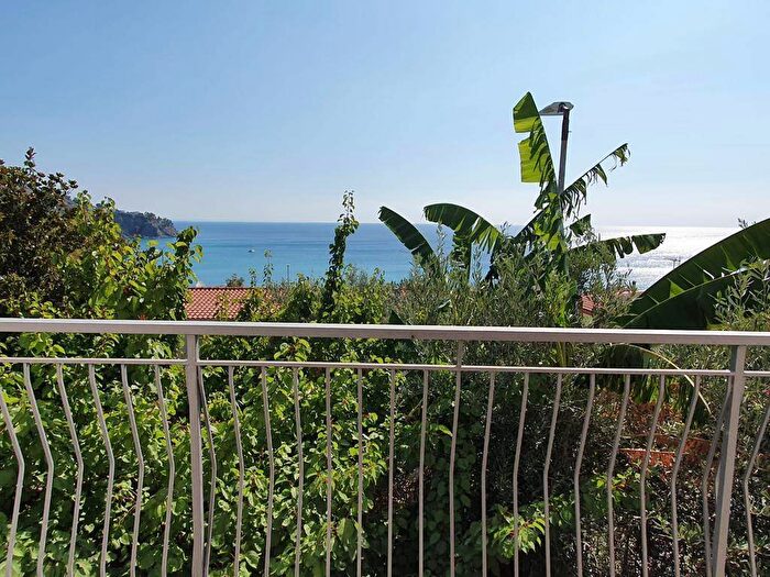 Appartamento bilocale in affitto in Via Provinciale, Caminia, Stalettì