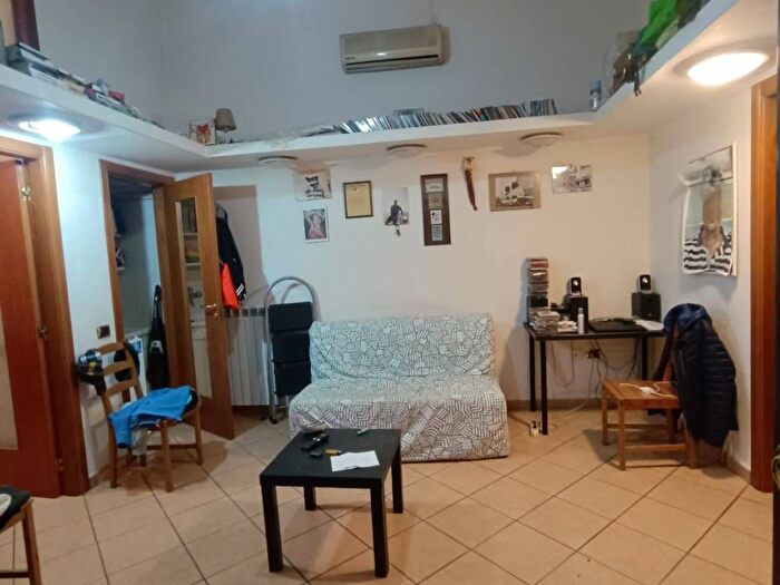 Appartamento bilocale in affitto in Via degli Orti, Centro, Salerno