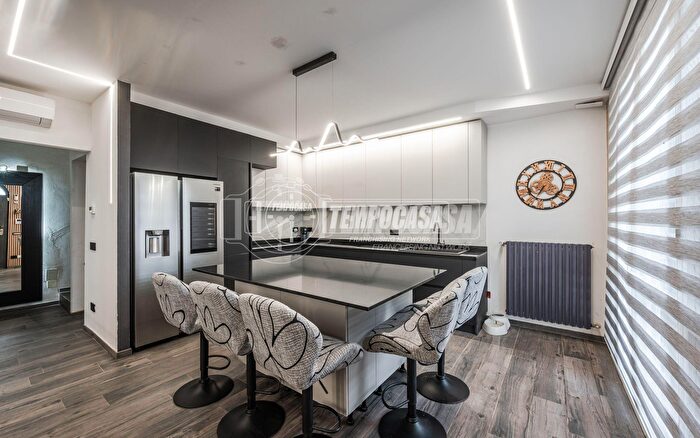 Case in Vendita e in Affitto - 3