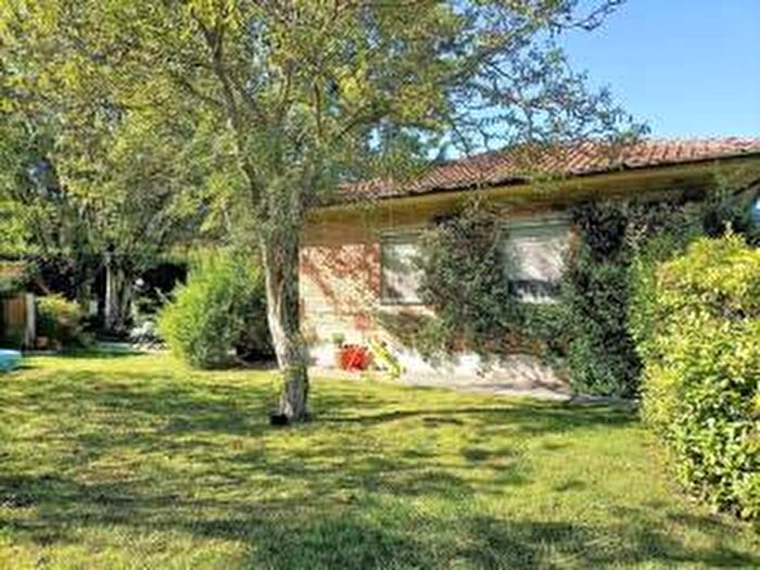 Casa con 7 locali in vendita in Massarosa
