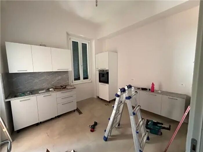 Appartamento quadrilocale in affitto in Firenze