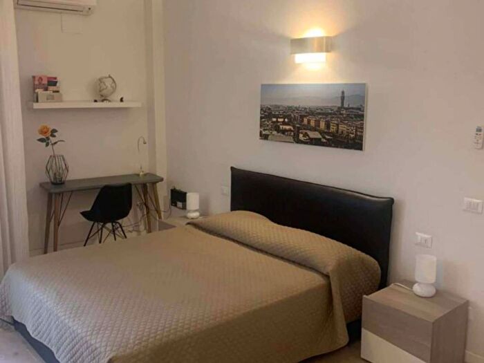 Appartamento bilocale in affitto in Via Giuseppe Verdi, Santa Croce, Firenze