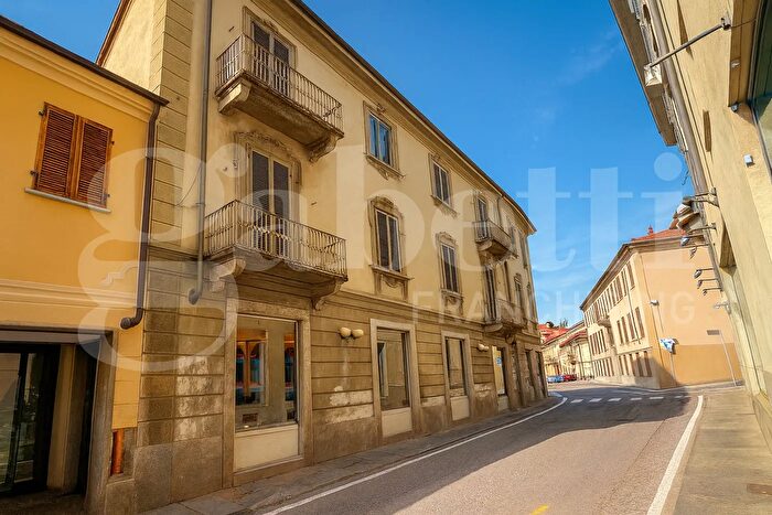 Case in Vendita e in Affitto - 2