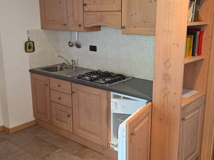 Appartamento bilocale in affitto in Via Corti, Centro, Campodolcino