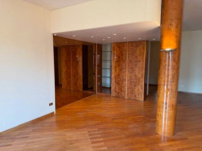 Appartamento con 6 locali in affitto in Via dei Cairoli, Campo di Marte, Firenze