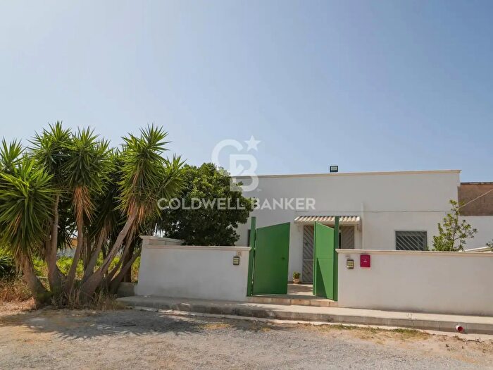Casa trilocale in vendita in Via Chidro di Specchiarica Trav, Manduria