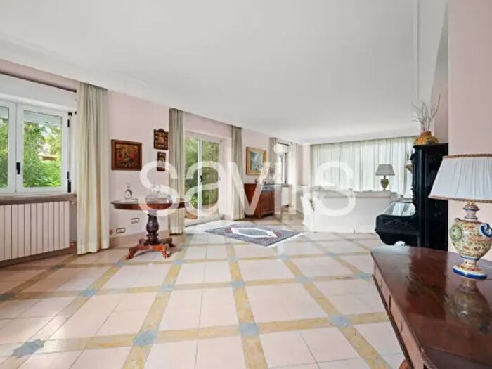 Casa con 6 locali in vendita in Via San Lorenzo, Palermo