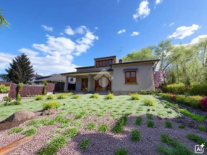 Casa quadrilocale in vendita in Via Sp, Casalromano