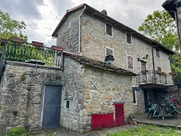 Appartamento con 5 locali in vendita in San Benedetto Val Di Sambro