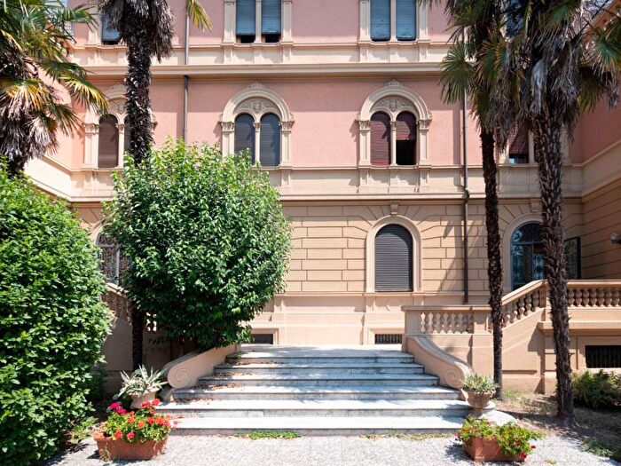 Appartamento con 6 locali in affitto in Via Faustino Malaguti, Massarenti, Bologna