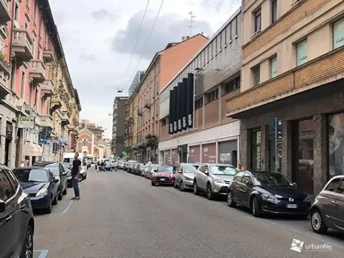 Appartamento trilocale in affitto in Via Marghera, Milano
