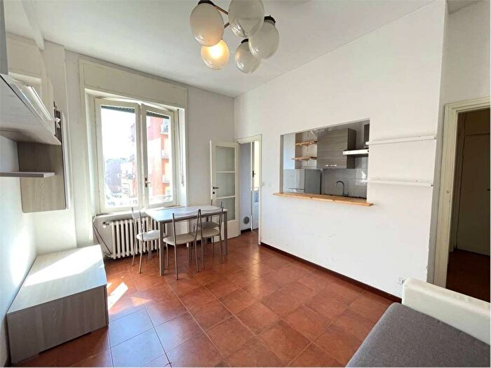 Appartamento bilocale in affitto in Via Gioacchino Murat, Istria, Milano