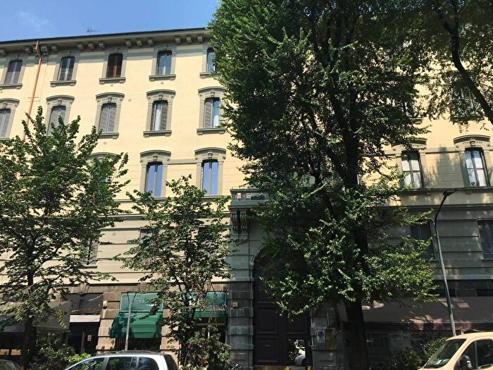 Appartamento bilocale in affitto in Via Raffaello Sanzio, Amendola Buonarroti, Milano