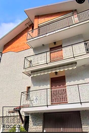 Appartamento con 6 locali in vendita in Via Frederi Mistral, Vernante