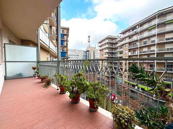 Appartamento quadrilocale in vendita in Corso Alessandro Tassoni, Torino