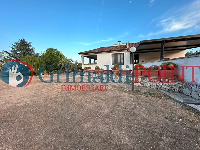 Casa con 5 locali in vendita in Via O Macri, Cursi