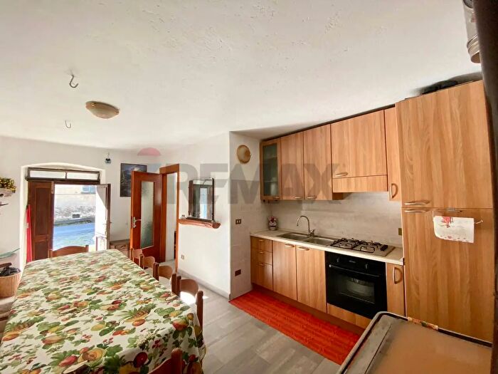 Casa trilocale in vendita in Via Morano Sc, Ardenno