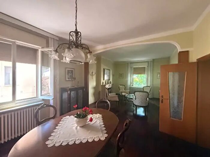 Casa con 6 locali in vendita in Via Camillo Benso di Cavour C, Suzzara