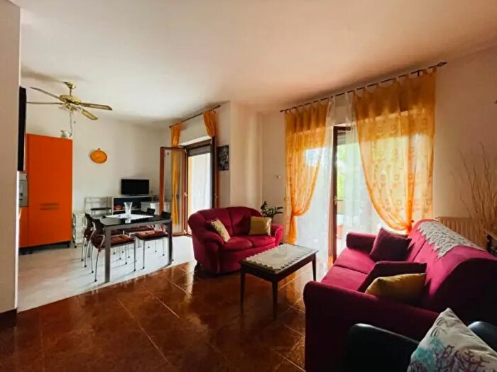 Appartamento trilocale in vendita in Via Tre Venezie, Terni