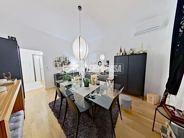 Appartamento con 5 locali in vendita in Corso Vittorio Emanuele, Triggiano