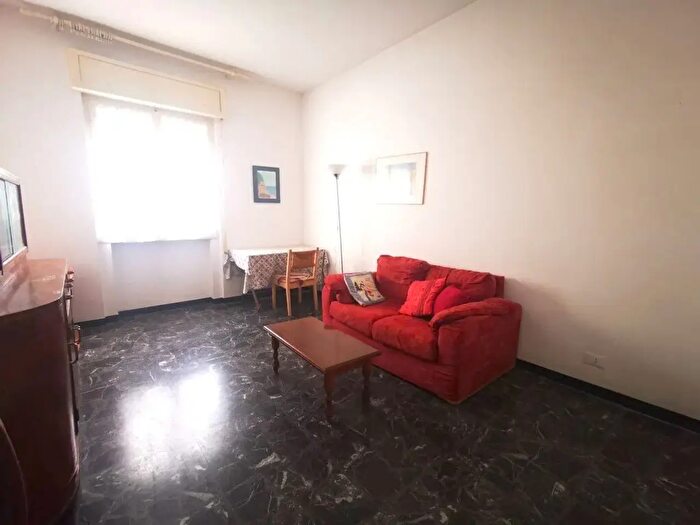 Appartamento quadrilocale in vendita in Via Rambaldo, Imperia